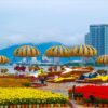 Đường phố được trang trí rực rỡ đón xuân